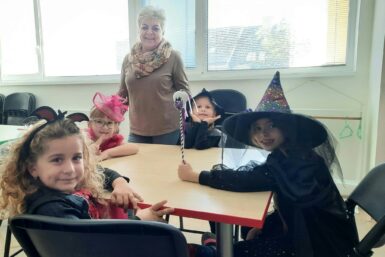 Halloween medzi knihami